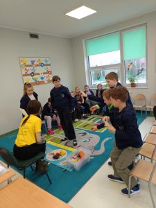 Warsztaty edukacyjne o zdrowym odżywianiu zorganizowane dla dzieci z klas 1-3 przez KOWR